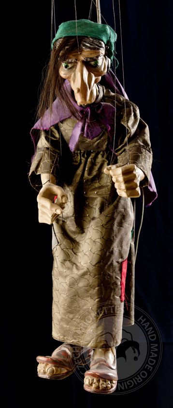 Vieille sorcière - marionnette antique