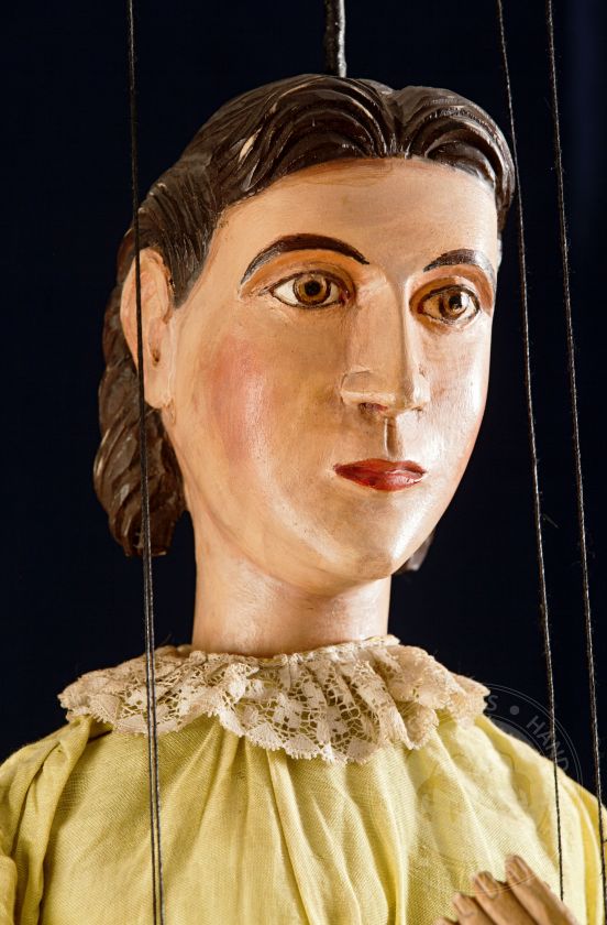 Mädchen - antike Marionette