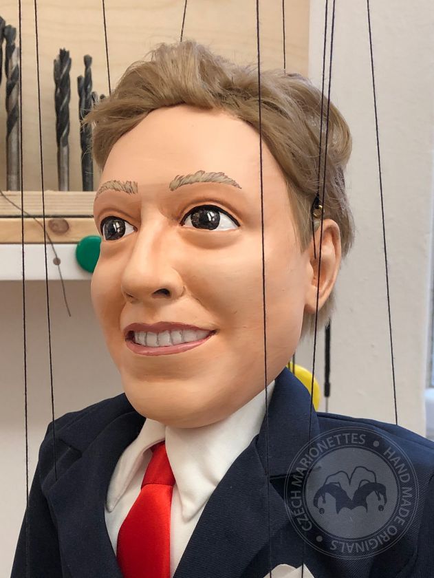 3D Model of a businessman's head for 3D print 145mm