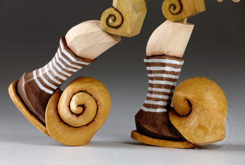 Snail Traveler - a fantastic hand-carved marionette by Jakub Fiala - Zoo Sapiens collection