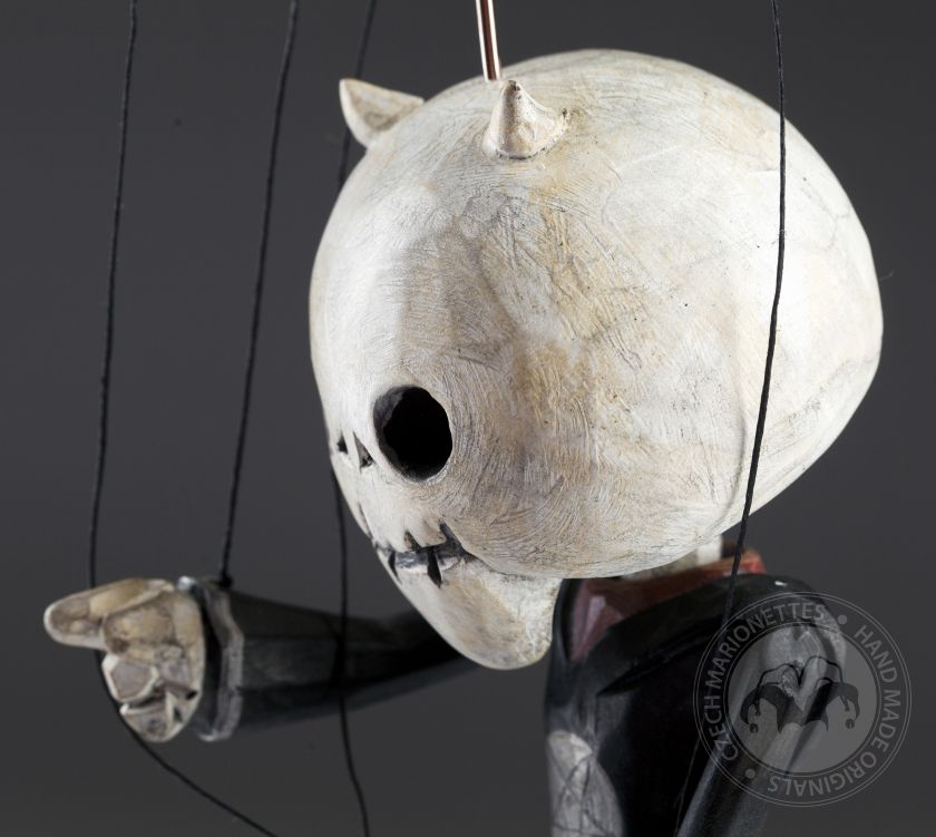 Superstar Diavolo scheletro - un burattino di legno con un aspetto originale