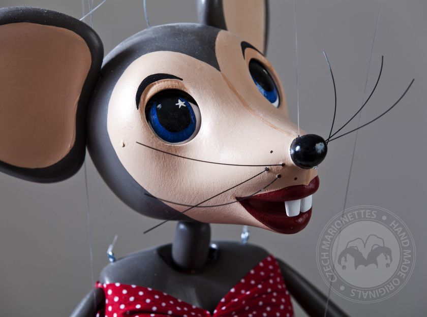 Tanzende Maus in einem roten Kleid - 24-Zoll-Marionette auf Profi-Ebene