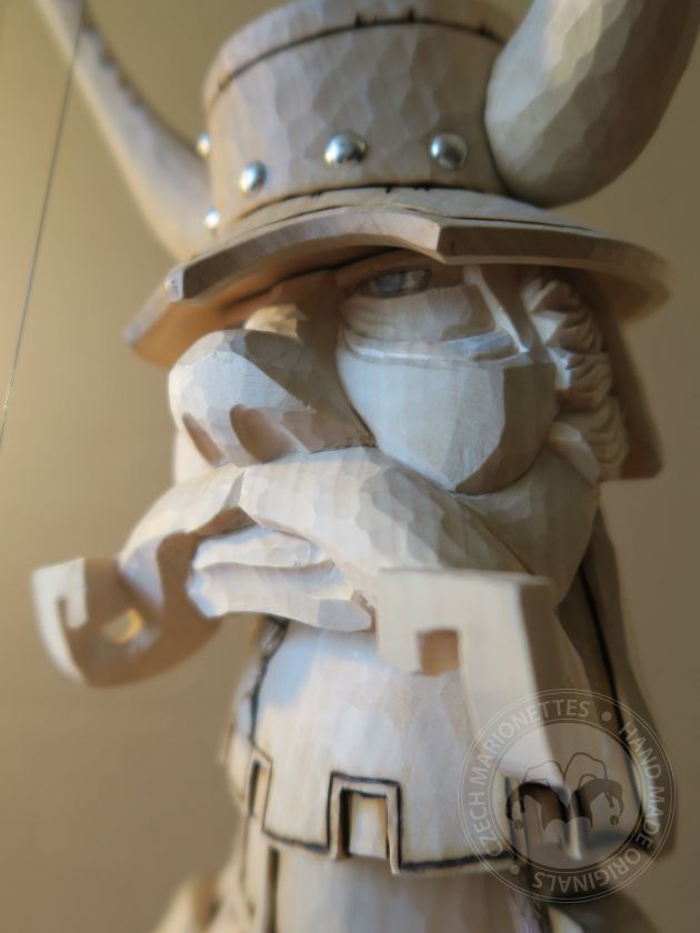 Jan Roháč – Cerf coléoptère – fantastique marionnette sculptée à la main par Jakub Fiala
