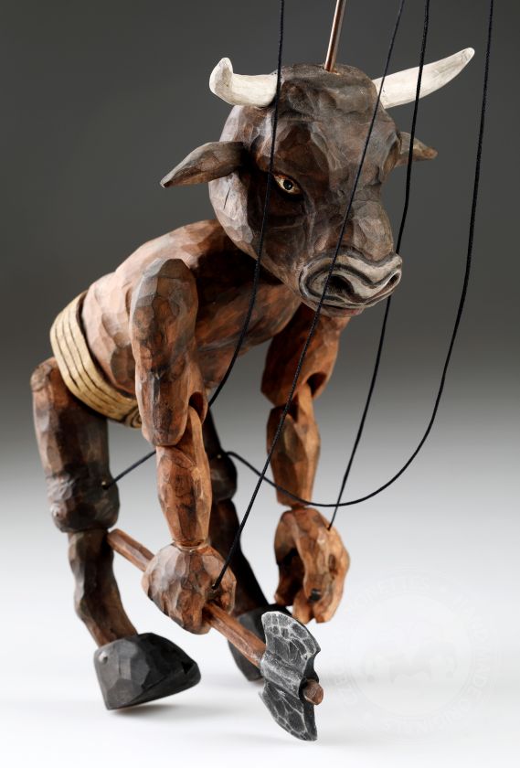 Warrior Bull - handgeschnitzte stilisierte Marionettenpuppe