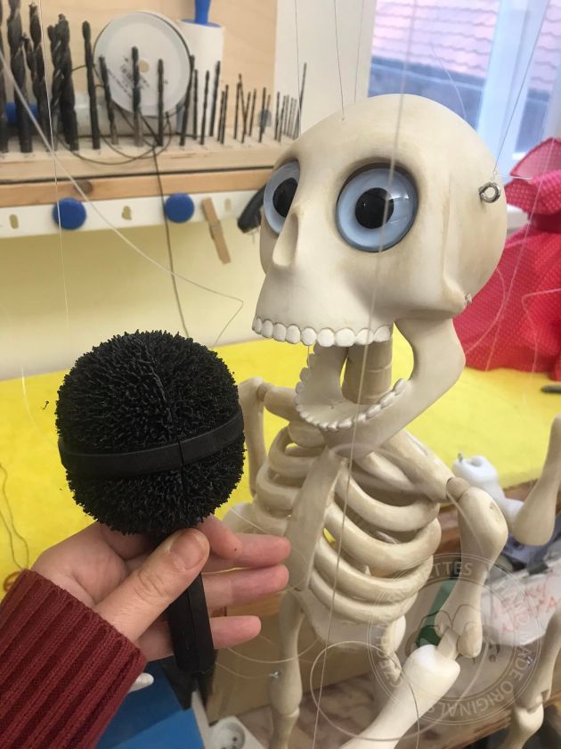 Mikrofon mit Ständer für die Bonnie Marionette