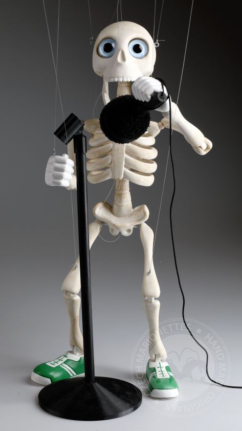 Microphone with a stand for the Bonnie marionette