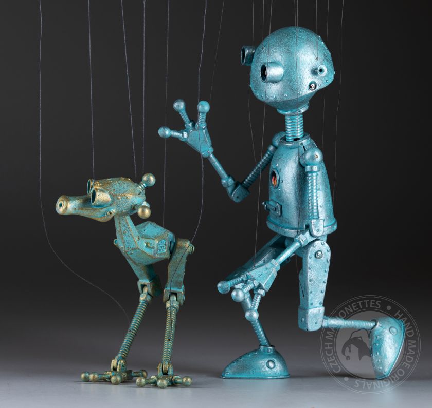 Créature robotique - marionnette tchèque