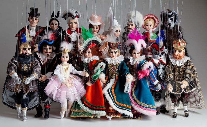 Collection de contes de fées de marionnettes en plâtre moulé