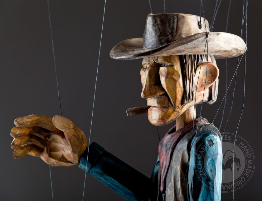 Butch Cassidy (USA) - cowboy marionette