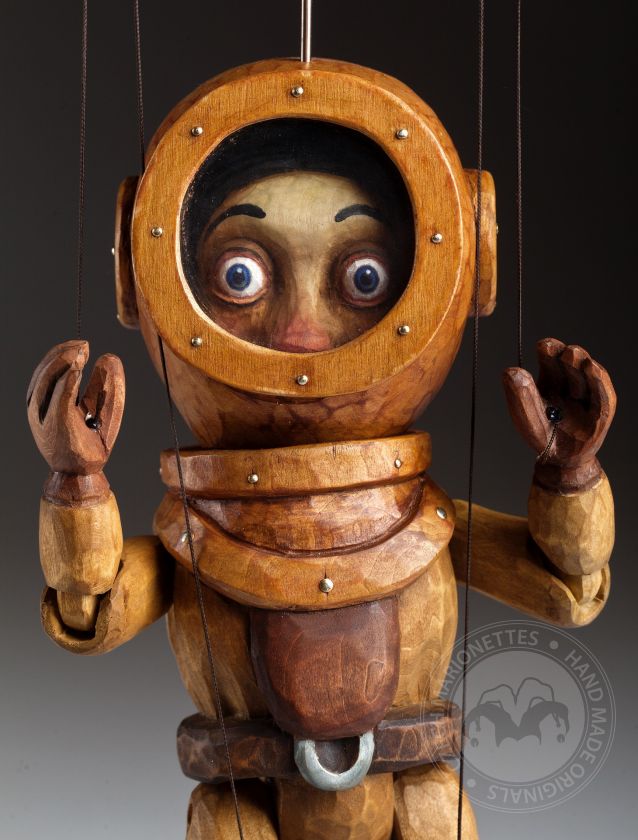 Details about   Retro Robot Vintage Man Figure Toy Old Steampunk Machine Antique Warrior Model 