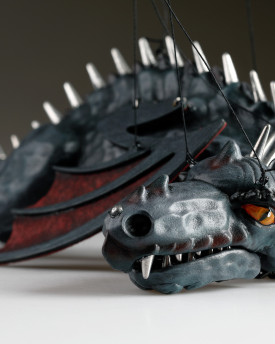 Gruselige Drachen Marionette