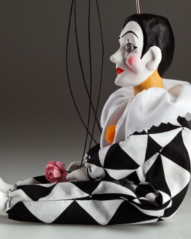 Amado Harlequin, una marioneta amable para soñadores