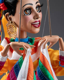 Mexikanische Tänzerin – Maßgefertigte Marionette, 20 Zoll hoch