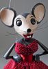 foto: Tanzende Maus in einem roten Kleid - 24-Zoll-Marionette auf Profi-Ebene