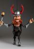foto: Jan Roháč – cervo volante – fantastica marionetta intagliata a mano di Jakub Fiala