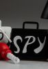 foto: Spy vs Spy - wooden hand-carved comics marionettes
