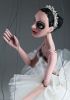 foto: Ballerine marionnette sculptée à la main
