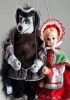 foto: Le Petit Chaperon Rouge et le Loup - marionnettes en beaux costumes
